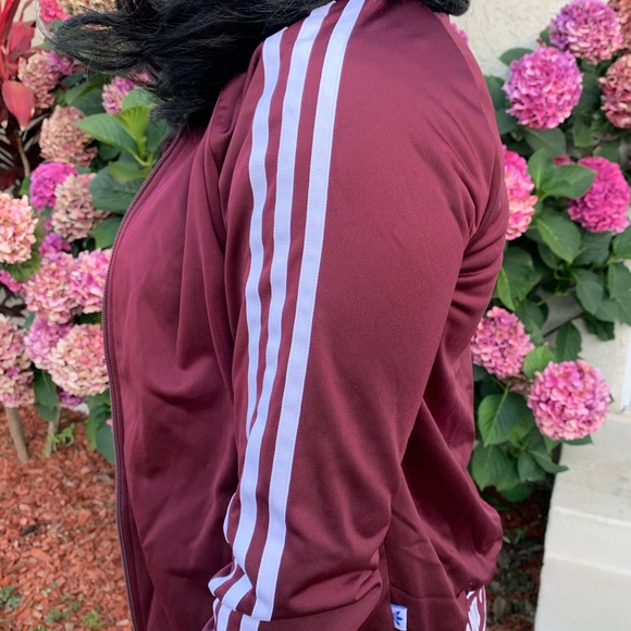 Adidas jacket - Picture 2 of 4
